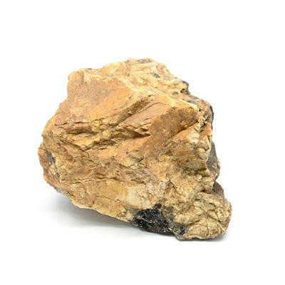 Корунд сапфир в породе 82*62*48мм, 224г