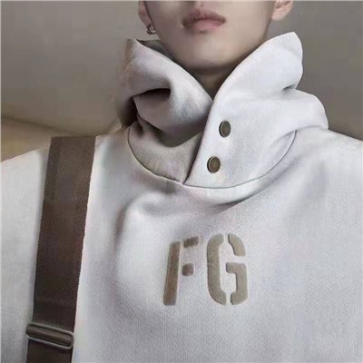 Худи от  Fea*r of Go*d - американский street-wear бренд