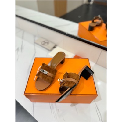 Шлепанцы HERMES