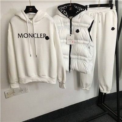 костюм тройка monkler