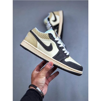 Кроссовки Nik*e Air Jordan 1 Retro Low SE  AJ1