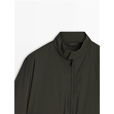 Chaqueta bi-stretch bolsillos