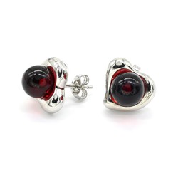 Серьги гвоздики с янтарем Сердце 14*12м цв.вишня, 3,7г