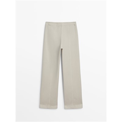 Pantalón fluido sarga con algodón y lyocell