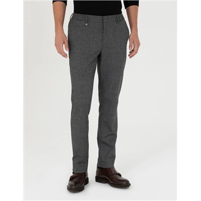 Копченой бывший. Тканевые штаны Slim Fit