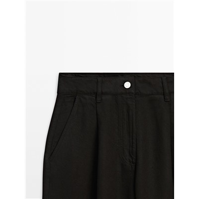 Pantalón fluido lyocell pinzas