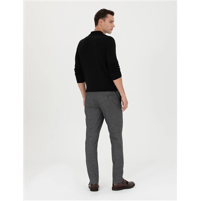 Копченой бывший. Тканевые штаны Slim Fit