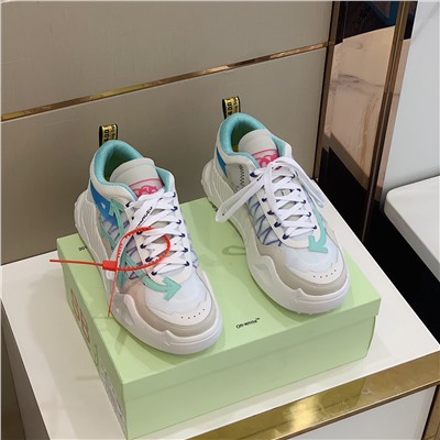Кроссовки off-white