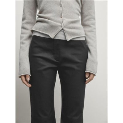 Pantalón encerado detalle costura