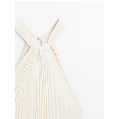 Vestido largo plisado cuello halter