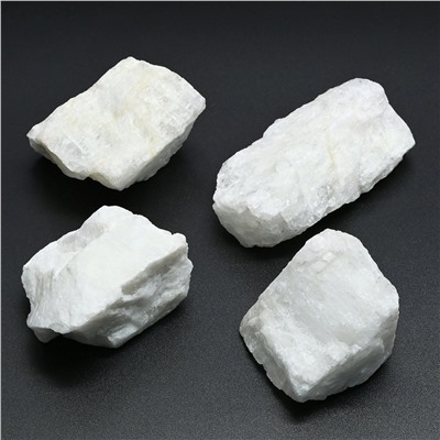 Минерал петалит 47*36*25мм. 60-69г (T)