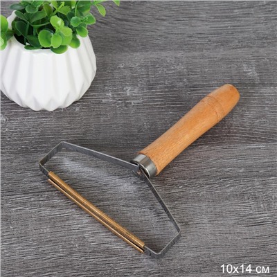 Щетка для чистки шерсти животных и катышков / Y-159 /уп 200/