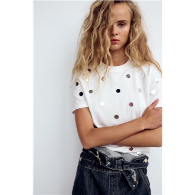 REGULAR FIT - ROUND NECK - NORMAL LENGTH - SHORT SLEEVE