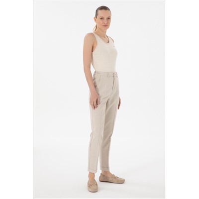 Женщина Open Khaki полосатые полосатые брюки.