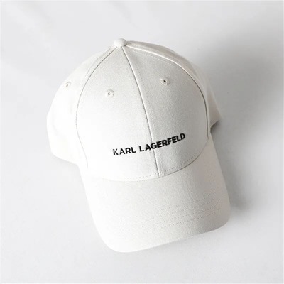 Стильная, лаконичная бейсболка  Kar*l Lagerfel*d