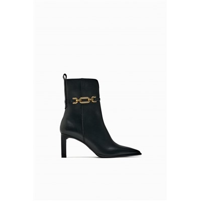 HIGH-HEEL LEATHER ANKLE BOOTS WITH METAL DETAIL