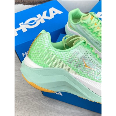 Кроссовки Hoka