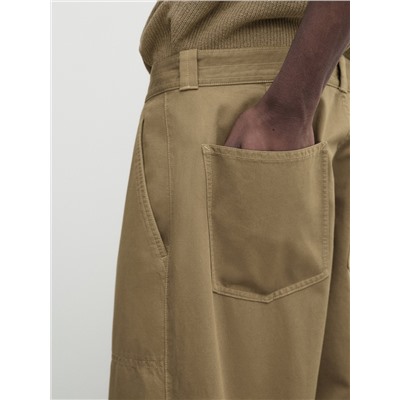 Pantalón con algodón y lino relaxed fit