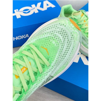 Кроссовки Hoka
