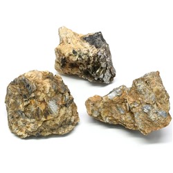 Корунд сапфир в породе 49*37*26мм, 40-49г