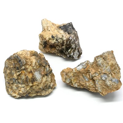 Корунд сапфир в породе 49*37*26мм, 40-49г
