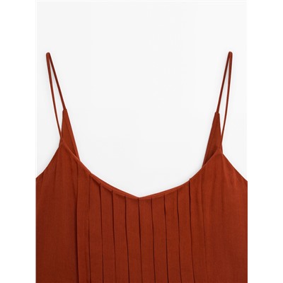 Vestido midi tirantes detalle tablas