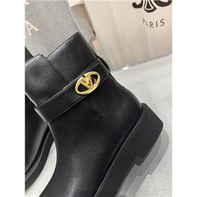 Короткие сапоги VALENTINO