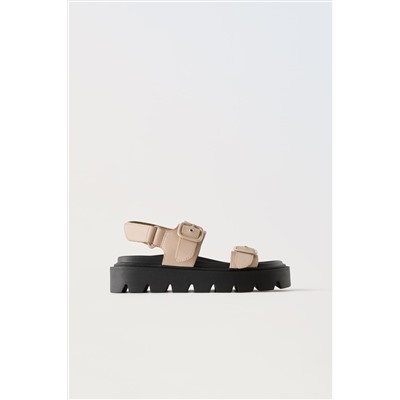 SANDALIA TRACK HEBILLAS