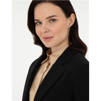 Черная куртка Fit Fit