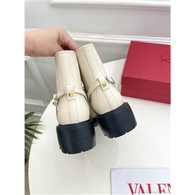 Челси VALENTINO