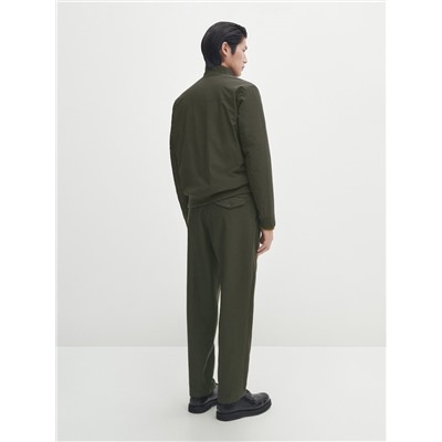 Chaqueta bi-stretch bolsillos