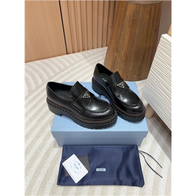 Лоферы prada