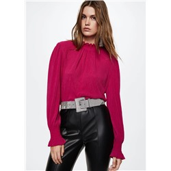 Camiseta textura cuello alto -  Mujer | MANGO OUTLET España