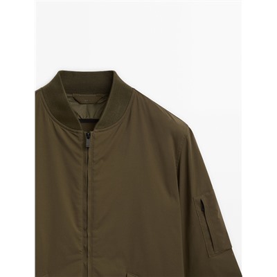 Chaqueta bomber técnica