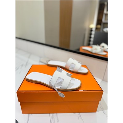 Шлепанцы HERMES