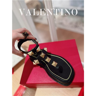 Босоножки Valentino