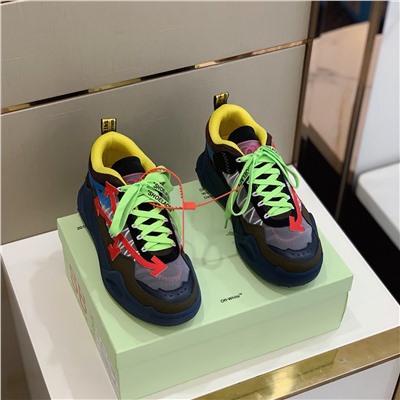 Кроссовки off-white