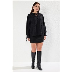 Black Balloon Eleve Pompom Toven Блузка большого размера TBBAW25AF00049