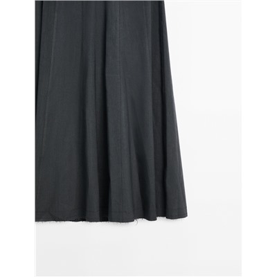 Long flared skirt with topstitching detail