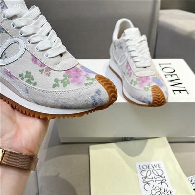 Кроссовки LOEWE