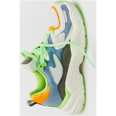 ZAPATILLA DEPORTIVA MULTICOLOR