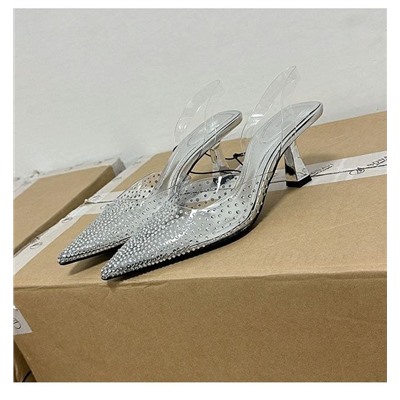Женские босоножки Leftie*s, цена на официальном сайте 28€
