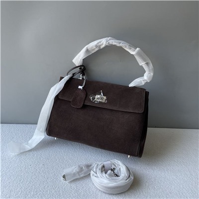 Трендовая сумка в стиле Balenciag*a rode*o