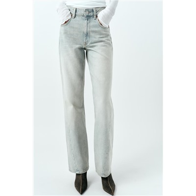 JEANS TRF BOOTCUT TIRO MEDIO