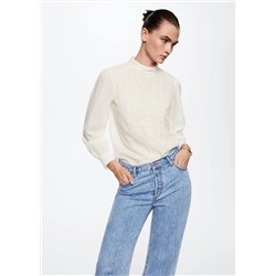 Blusa bordados decorativos -  Mujer | MANGO OUTLET España