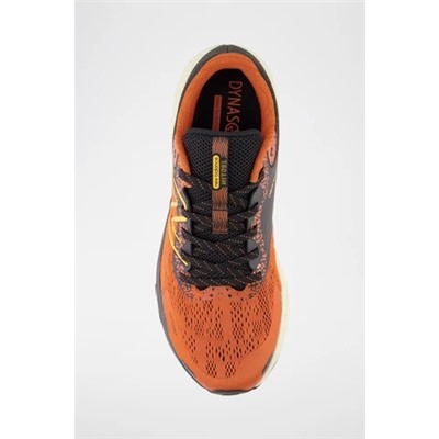 Zapatillas de trail DynaSoft Nitrel V5 Cayenne - Naranja y negro