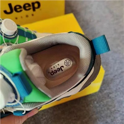Яркие детские кожаные кроссовки  Jee*p
