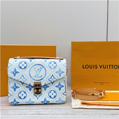 Сумка Lv фурнитура сталь импортная кожа качество топ чип