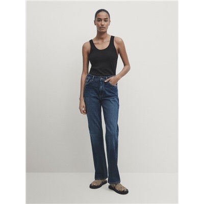 Jeans tiro alto bootcut