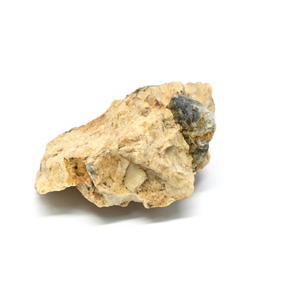 Корунд сапфир в породе 62*34*21мм, 40г
